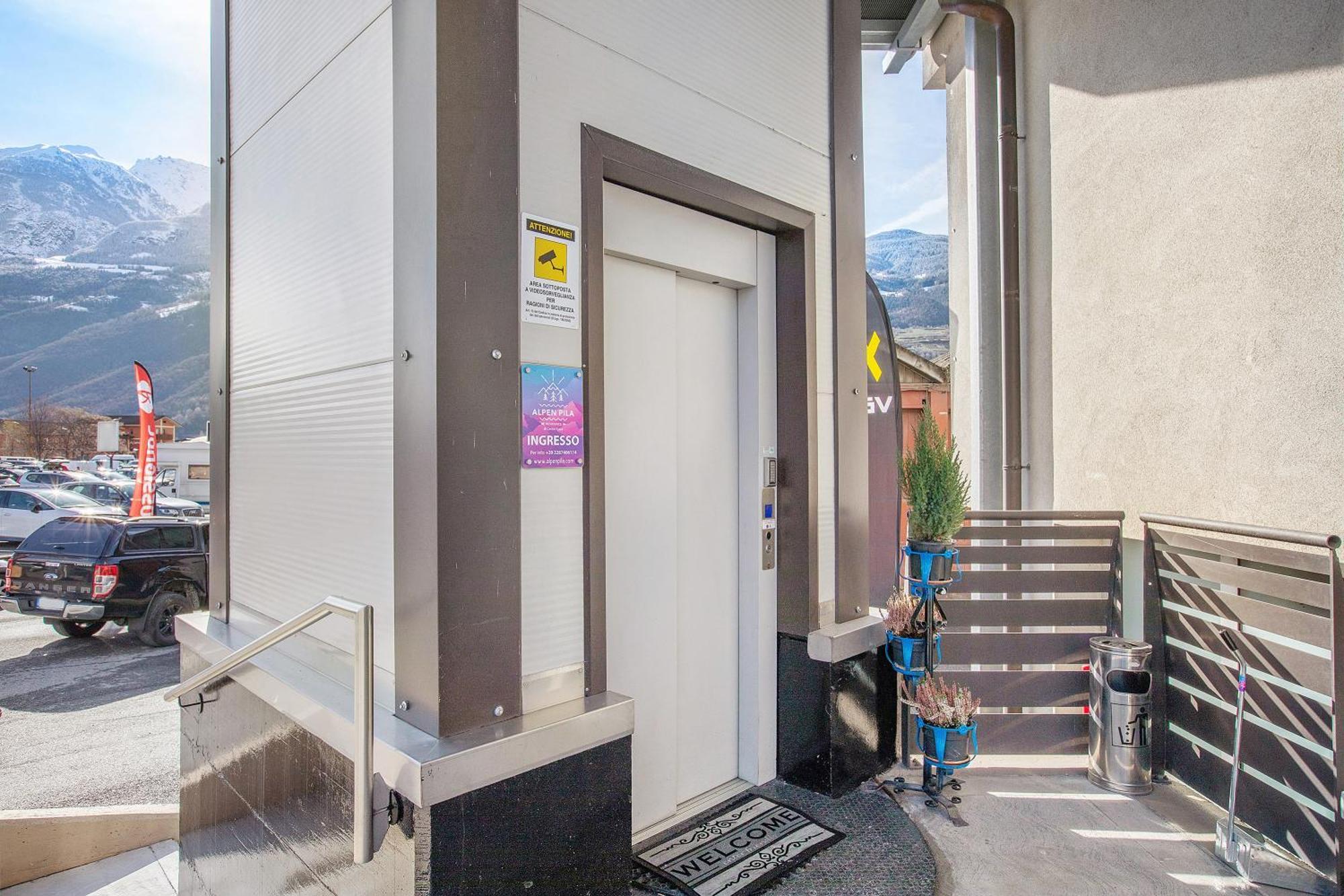 Alpen Pila Residence Loft 1 アオスタ エクステリア 写真
