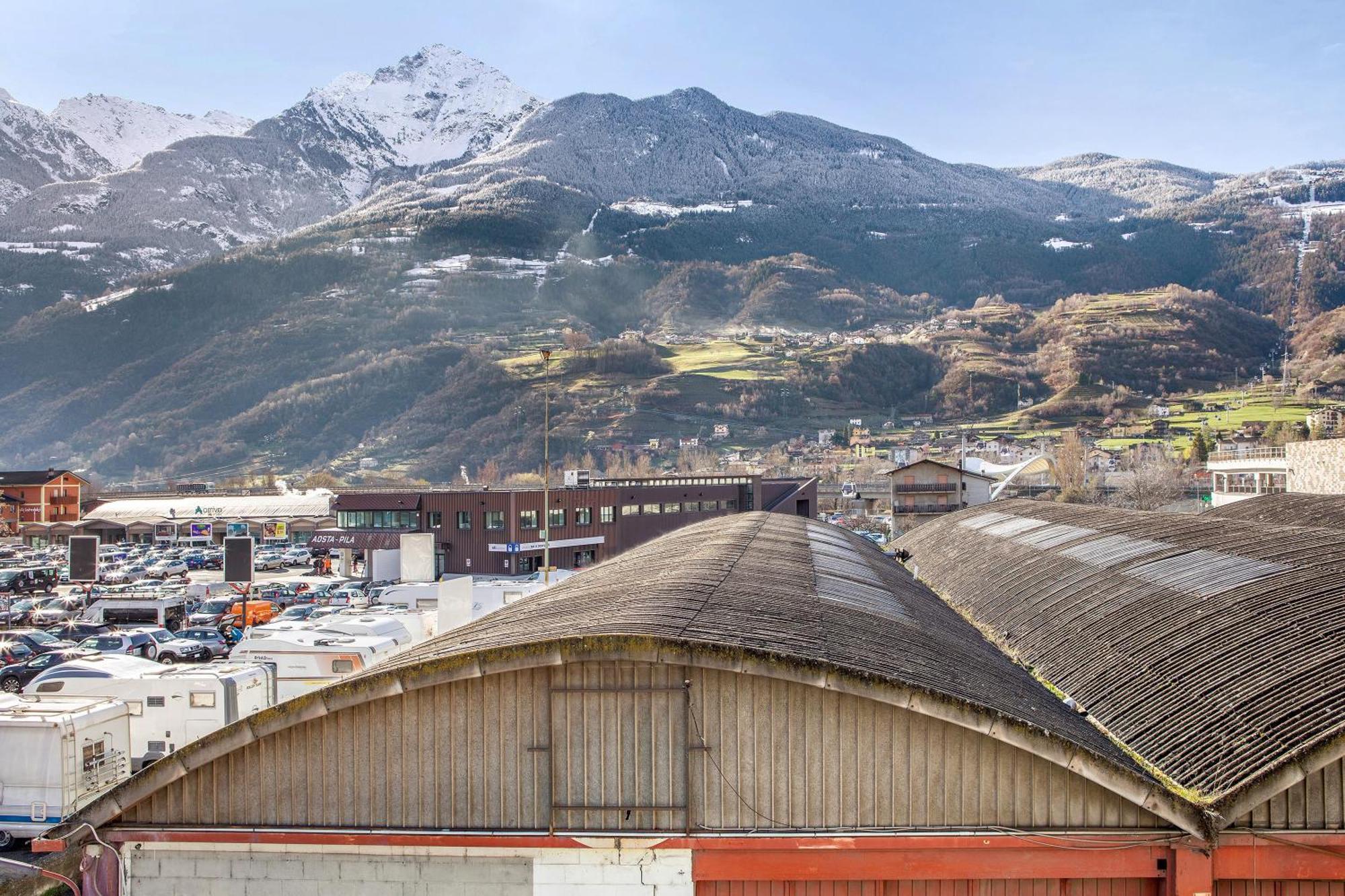 Alpen Pila Residence Loft 1 アオスタ エクステリア 写真